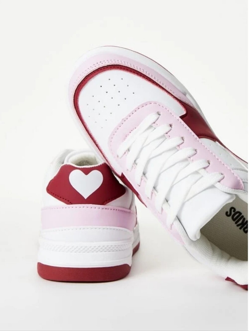 NWOT Kids Pink and White Heart Accent Sneakers, Size 7T